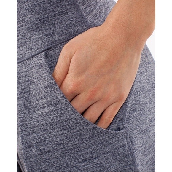 Lululemon Heathered Deep Indigo Happy Hatha Crop Size 4 - Picture 13 of 15